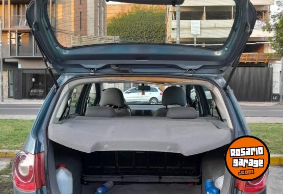 Autos - Volkswagen Suran 2006 Nafta 250000Km - En Venta
