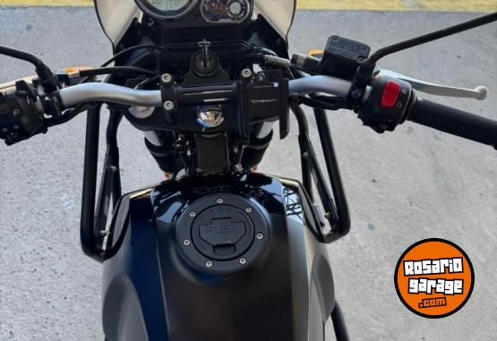 Motos - Royal Enfield himalayan bs6 2023 Nafta 10000Km - En Venta