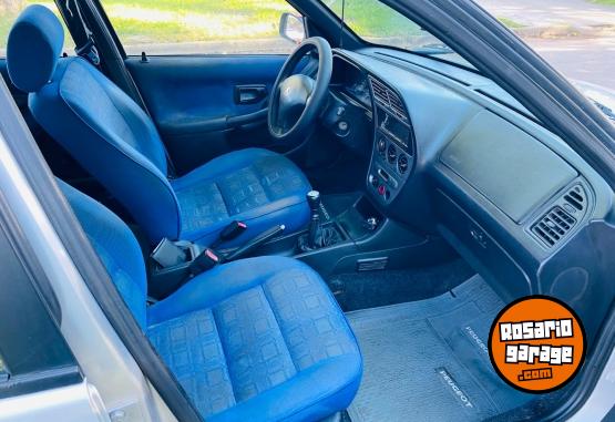 Autos - Peugeot 306 2000 Nafta 150000Km - En Venta