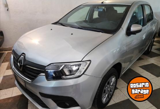 Autos - Renault Logan 2022 GNC 92000Km - En Venta