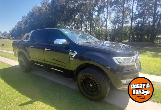 Camionetas - Ford Ranger xlt 2017 Diesel 200000Km - En Venta