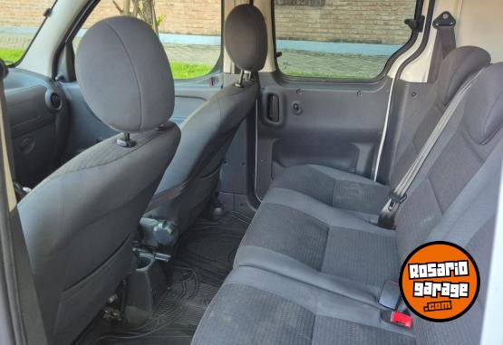 Utilitarios - Citroen Berlingo mixta 1ra mano 2017 Diesel 160000Km - En Venta