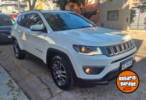 Camionetas - Jeep Jeep compass 1ra mano per 2019 Nafta 108000Km - En Venta