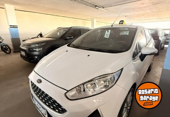 Autos - Ford Fiesta SE 2018 Nafta 12000Km - En Venta