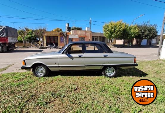 Cl�sicos - Ford Falcon Ghia 83 - En Venta