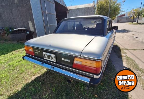 Cl�sicos - Ford Falcon Ghia 83 - En Venta