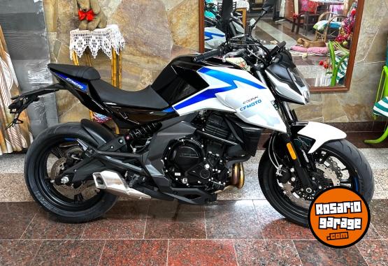 Motos - CF Nk400 2023 Nafta 5300Km - En Venta