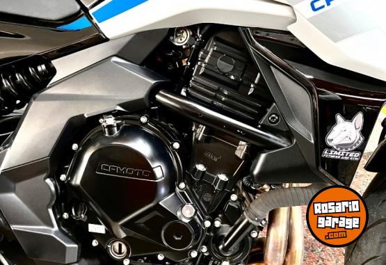 Motos - CF Nk400 2023 Nafta 5300Km - En Venta