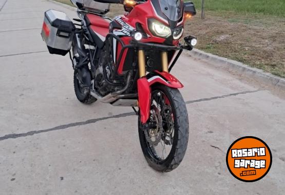 Motos - Honda AFRICA TWIN 1000 2017 Nafta 112000Km - En Venta