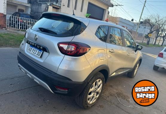 Autos - Renault CAPTUR 2.0 ZEN 2019 Nafta  - En Venta