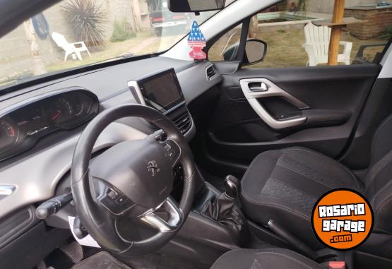Autos - Peugeot 208 allure 2018 Nafta 95000Km - En Venta