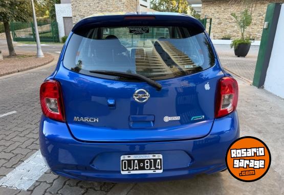 Autos - Nissan March Pure Drive 2014 Nafta 140000Km - En Venta