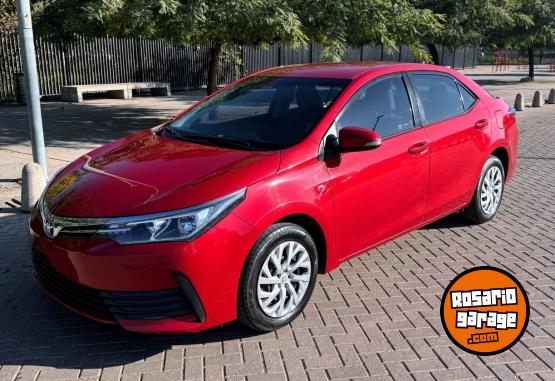 Autos - Toyota COROLLA 1.8 XLI 2017 Nafta  - En Venta