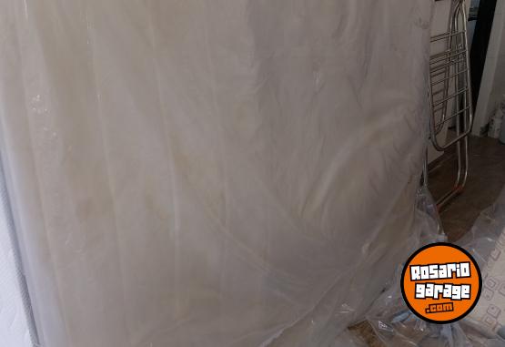 Hogar - Vendo colch�n Sprinwall Nix y Base de madera - En Venta