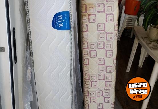 Hogar - Vendo colch�n Sprinwall Nix y Base de madera - En Venta