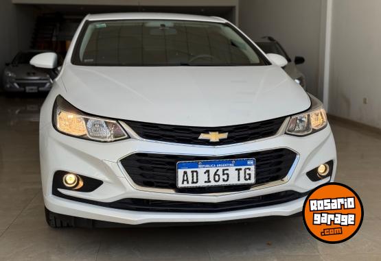 Autos - Chevrolet CRUZE LT MT 4P 2018 Nafta 65000Km - En Venta