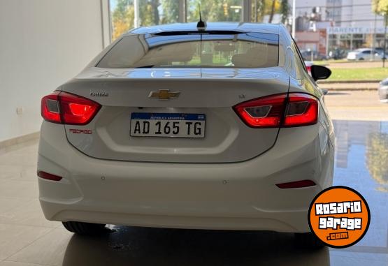 Autos - Chevrolet CRUZE LT MT 4P 2018 Nafta 65000Km - En Venta