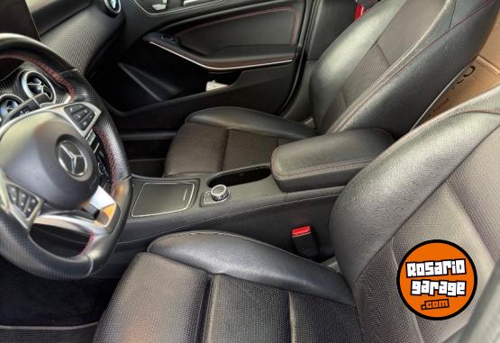 Autos - Mercedes Benz A250 2017 Nafta 80000Km - En Venta