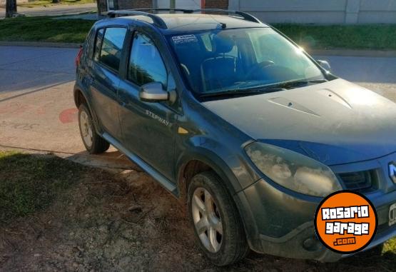 Autos - Renault Stepway 2010 Nafta 200000Km - En Venta