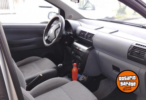 Autos - Volkswagen Suran 2009 Diesel 226700Km - En Venta