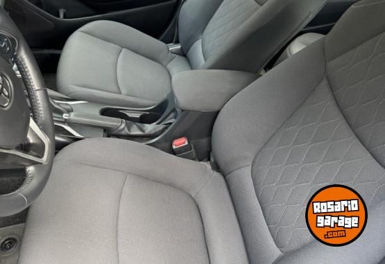 Autos - Toyota Corolla XEI 2022 Nafta 42000Km - En Venta