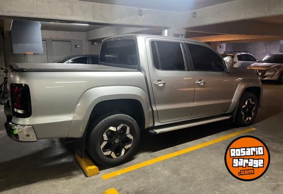 Camionetas - Volkswagen Amarok V6 Highline 2025 Diesel 17000Km - En Venta