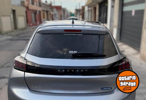 Autos - Peugeot 208 Active pack 2023 Nafta 17000Km - En Venta
