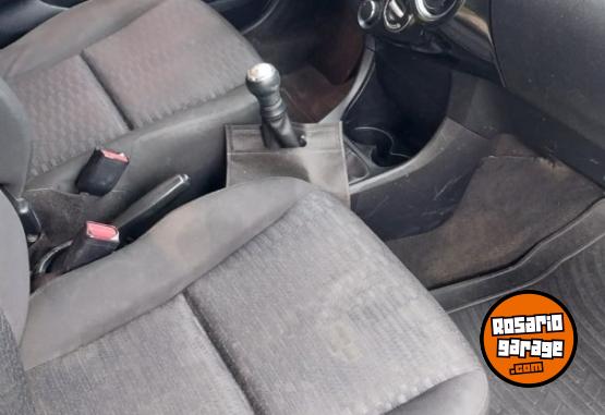 Autos - Toyota ETIOS XLS 2013 Nafta 134000Km - En Venta