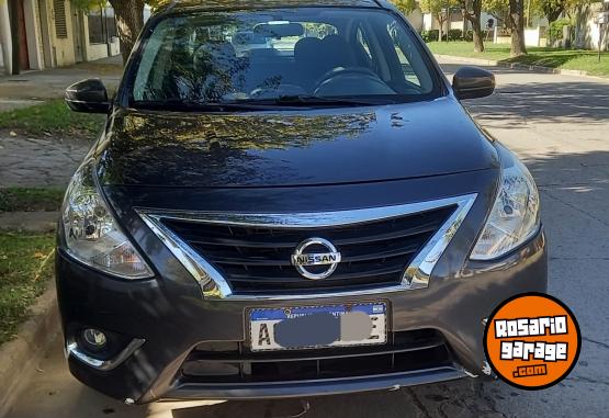 Autos - Nissan Versa 2018 GNC 110000Km - En Venta