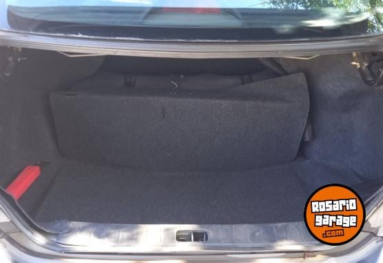 Autos - Nissan Versa 2018 GNC 110000Km - En Venta