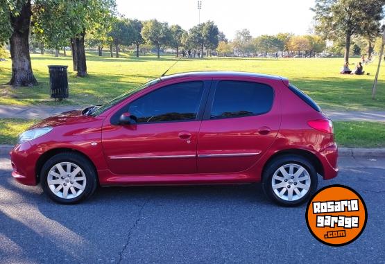 Autos - Peugeot 207 2012 Nafta 150000Km - En Venta