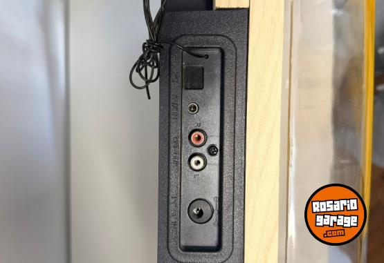 Electr�nica - Tocadiscos Gadnic Madera Bluetooth impecable - En Venta