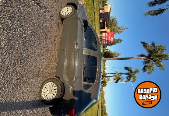 Autos - Volkswagen Gol trend 2010 GNC 245000Km - En Venta