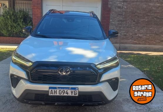 Autos - Toyota COROLLA CROSS GR SPORT 2025 Nafta 14000Km - En Venta