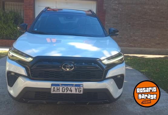 Autos - Toyota COROLLA CROSS GR SPORT 2025 Nafta 14000Km - En Venta