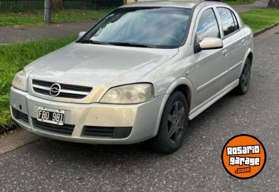 Autos - Chevrolet Astra 2005 GNC 290000Km - En Venta