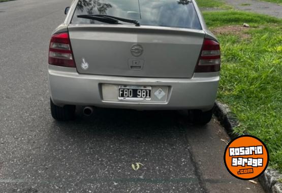 Autos - Chevrolet Astra 2005 GNC 290000Km - En Venta