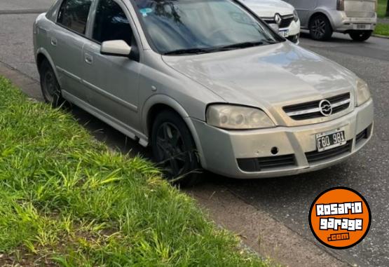 Autos - Chevrolet Astra 2005 GNC 290000Km - En Venta