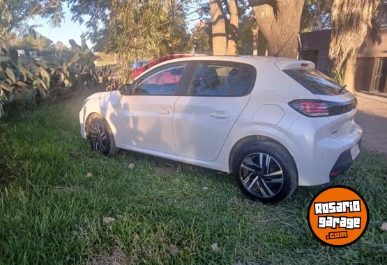 Autos - Peugeot Allure  pak 2025 Nafta 19000Km - En Venta