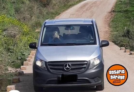 Utilitarios - Mercedes Benz vito 1.6 111cdi furgon 2016 Diesel 190000Km - En Venta