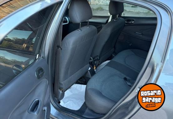 Autos - Peugeot 207 Compact 1.4 Allure 5P 2011 Nafta 153000Km - En Venta