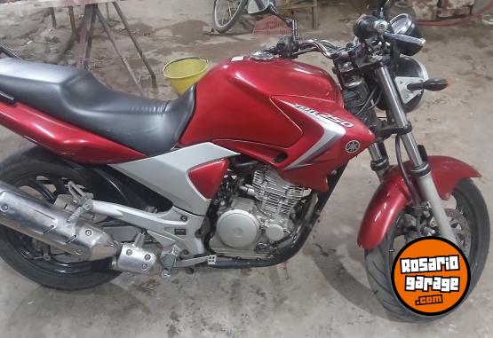 Motos - Yamaha Ybr250 2008 Nafta 111111Km - En Venta