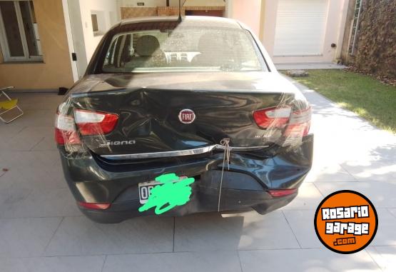 Autos - Fiat GRAND SIENA 1,6  FULL 2015 Nafta 109000Km - En Venta