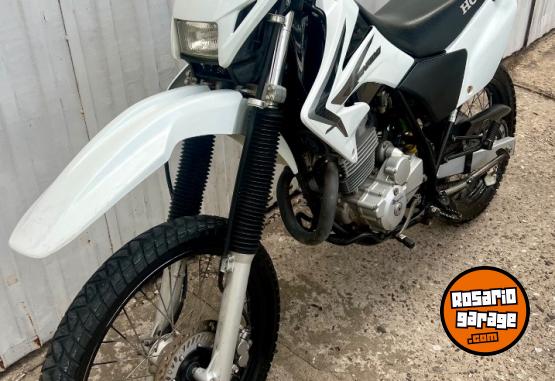 Motos - Honda Tornado 2014 Nafta 29000Km - En Venta