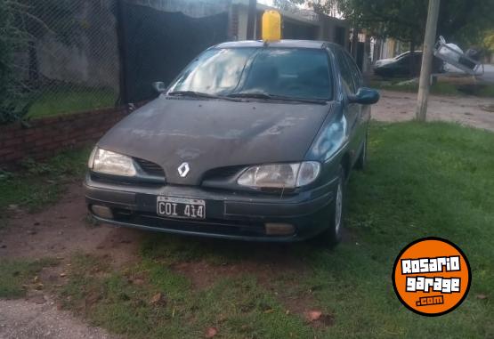 Autos - Renault 2000 2000 Nafta 111Km - En Venta