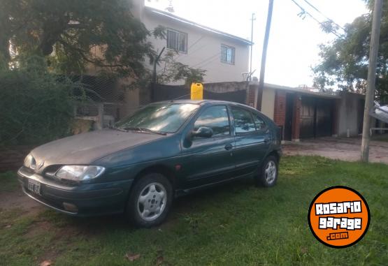 Autos - Renault 2000 2000 Nafta 111Km - En Venta