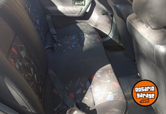 Autos - Renault 19 1998 Diesel 246000Km - En Venta