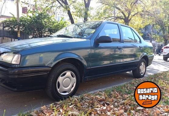 Autos - Renault 19 1998 Diesel 246000Km - En Venta
