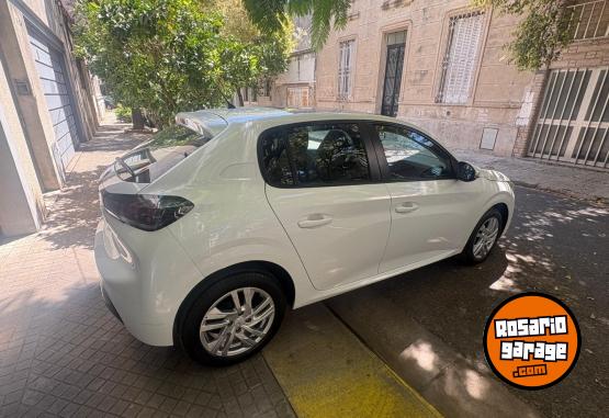 Autos - Peugeot 208 Active 1.6 2021 Nafta 82000Km - En Venta