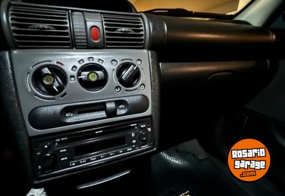 Autos - Chevrolet Corsa Classic s�per 1.4 2005 GNC 274000Km - En Venta